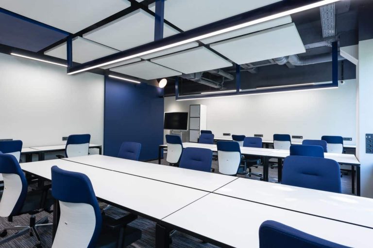 Oficinas comerciales en un centro comercial en Tijuana